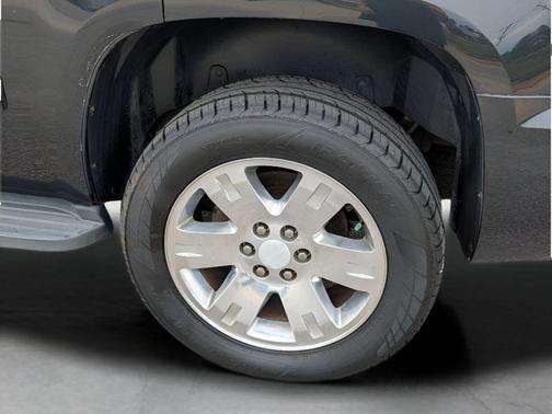 Carbon Black Metallic 2013 GMC Yukon SLT