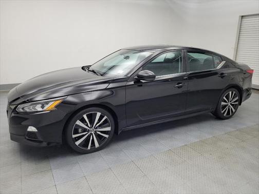 2021 Nissan Altima SR FWD