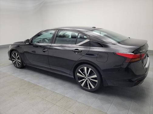 2021 Nissan Altima SR FWD
