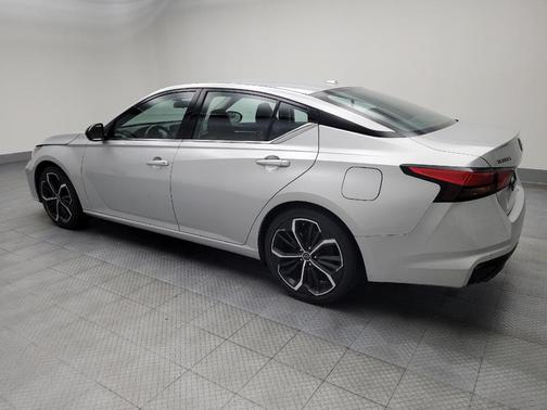 2023 Nissan Altima SR FWD