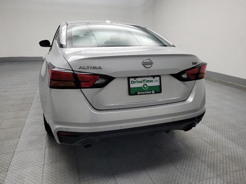 2023 Nissan Altima SR FWD