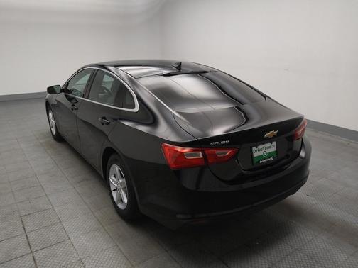 Mosaic Black Metallic 2019 Chevrolet Malibu 1LS