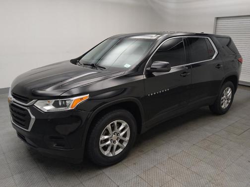Mosaic Black Metallic 2021 Chevrolet Traverse LS