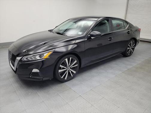 2020 Nissan Altima SR FWD