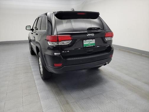 2022 Jeep Grand Cherokee Laredo