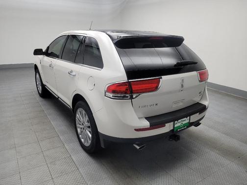 2015 Lincoln MKX Base