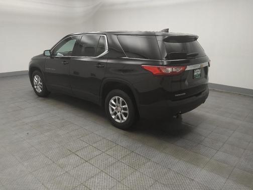 Mosaic Black Metallic 2020 Chevrolet Traverse LS
