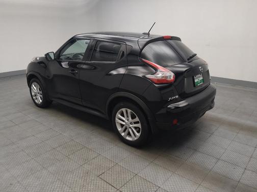 Black 2016 Nissan Juke SV
