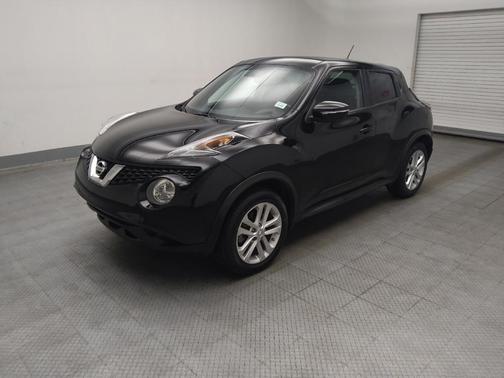 Black 2016 Nissan Juke SV