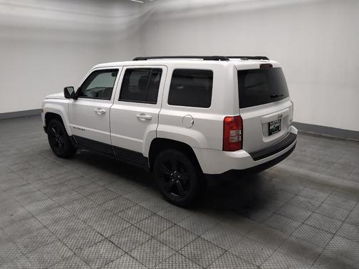 Bright White Clearcoat 2015 Jeep Patriot High Altitude Edition