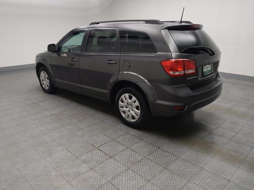 Granite Pearlcoat 2019 Dodge Journey SE