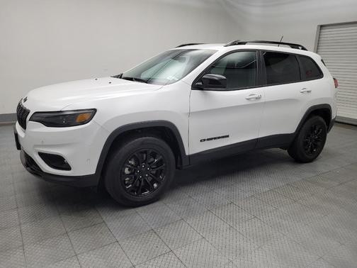 2023 Jeep Cherokee Altitude