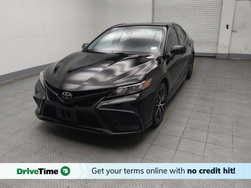 Midnight Black Metallic 2021 Toyota Camry SE