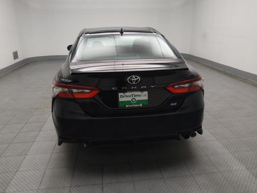 Midnight Black Metallic 2021 Toyota Camry SE