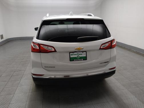 White 2018 Chevrolet Equinox Premier