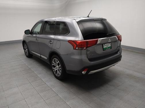 2016 Mitsubishi Outlander SE