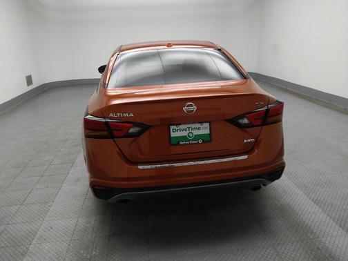 2020 Nissan Altima SR Intelligent AWD