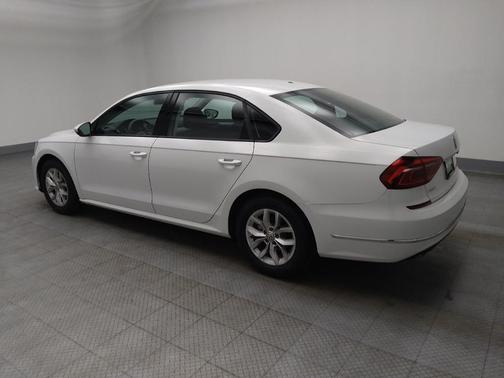 2018 Volkswagen Passat 2.0T S