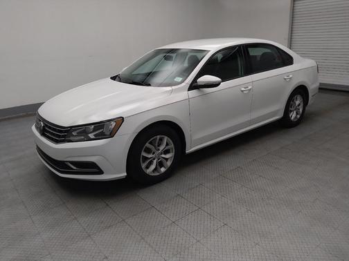 2018 Volkswagen Passat 2.0T S