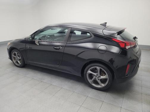 2019 Hyundai Veloster 2