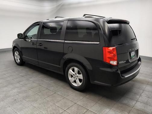 Black Onyx Crystal Pearlcoat 2019 Dodge Grand Caravan SXT