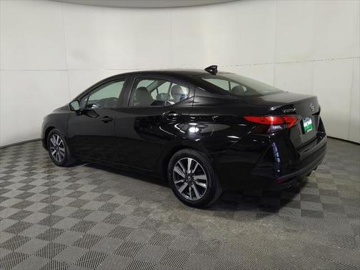 2021 Nissan Versa 1.6 SV