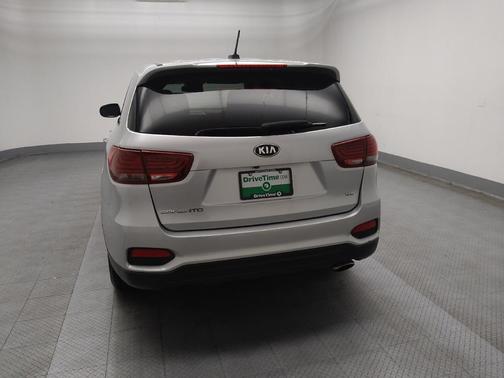 2020 Kia Sorento LX