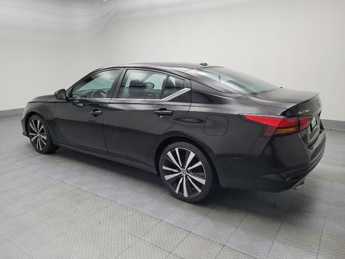 2021 Nissan Altima SR FWD
