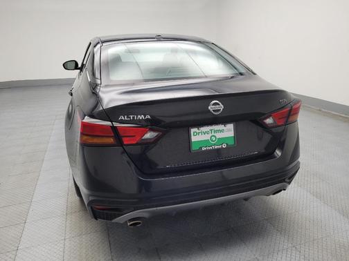 2021 Nissan Altima SR FWD