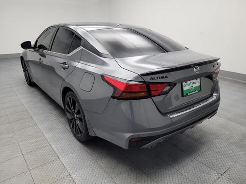 2022 Nissan Altima SR FWD