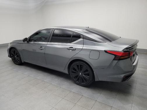 2022 Nissan Altima SR FWD