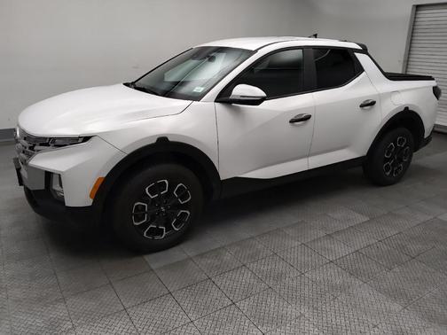 Ice White 2022 Hyundai SANTA CRUZ SEL