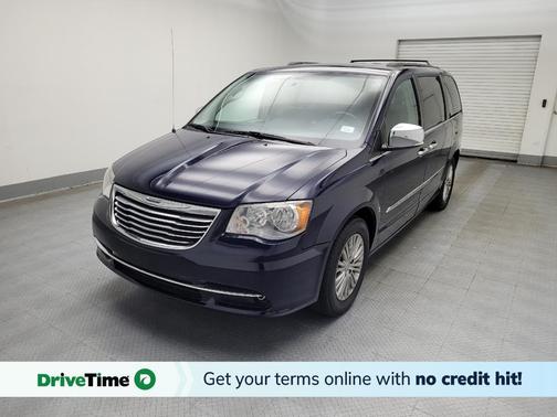 2016 Chrysler Town & Country Touring-L