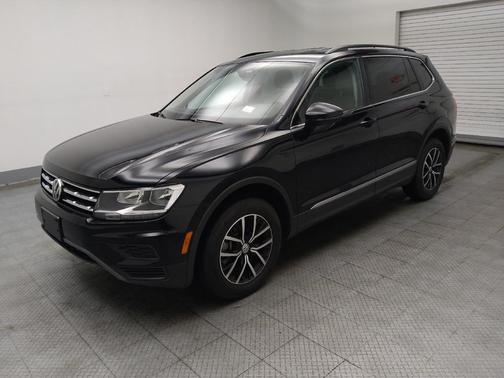 Deep Black Pearl 2021 Volkswagen Tiguan 2.0T SEL