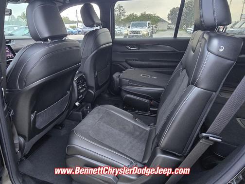 2025 Jeep Grand Cherokee L Altitude