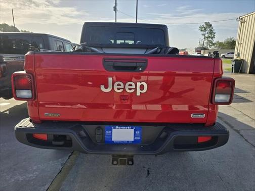 2022 Jeep Gladiator Overland