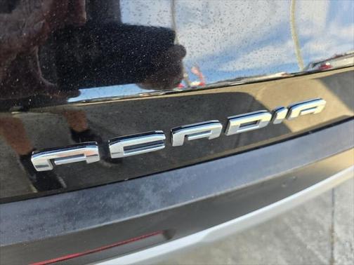 2023 GMC Acadia AWD SLT