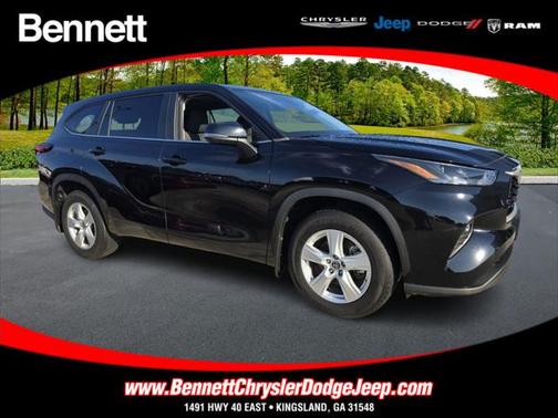 2023 Toyota Highlander LE