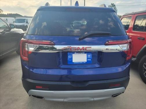 2023 GMC Acadia AWD SLT