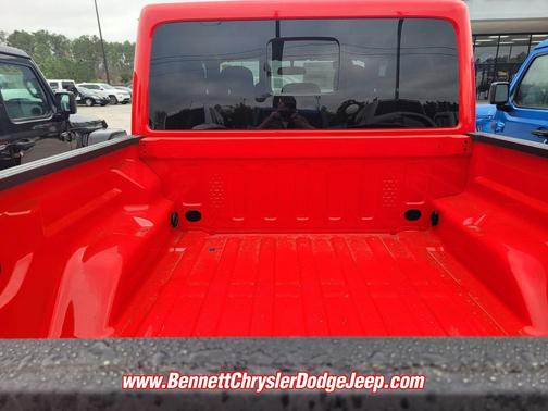 2025 Jeep Gladiator Nighthawk