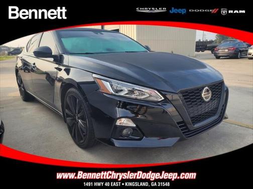 2022 Nissan Altima SR FWD
