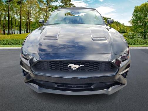 2022 Ford Mustang EcoBoost