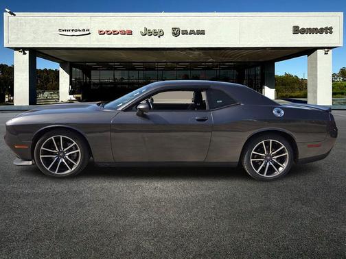 Granite Pearlcoat 2023 Dodge Challenger R/T