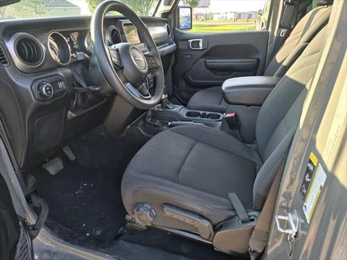 2023 Jeep Gladiator Sport S