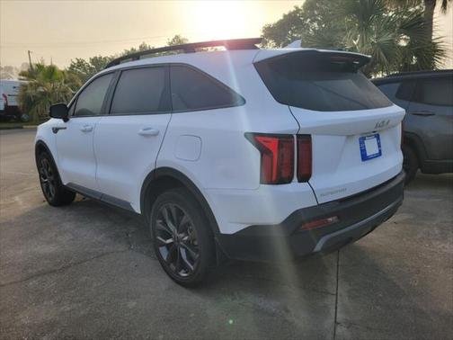 2023 Kia Sorento EX