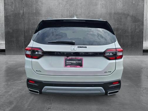 2025 Honda Pilot Elite