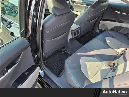 2019 Toyota Camry XLE