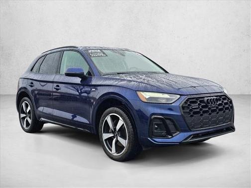 2022 Audi Q5 45 S line Premium Plus