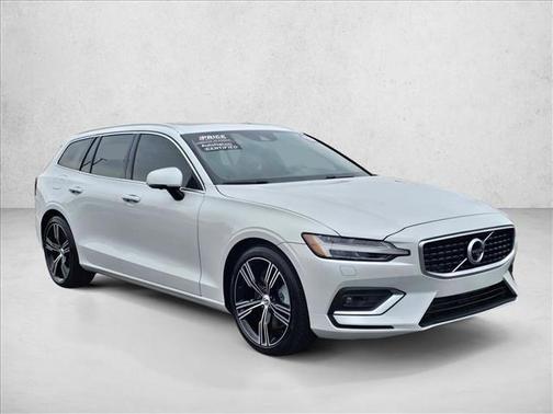 2019 Volvo V60 T6 Inscription