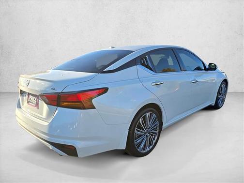 2024 Nissan Altima 2.5 SL